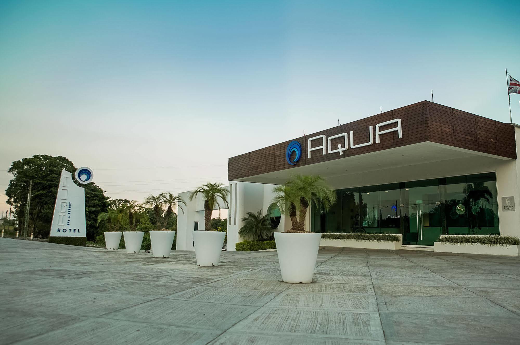 Hotel Aqua Spa & Resort Martinez de la Torre Luaran gambar