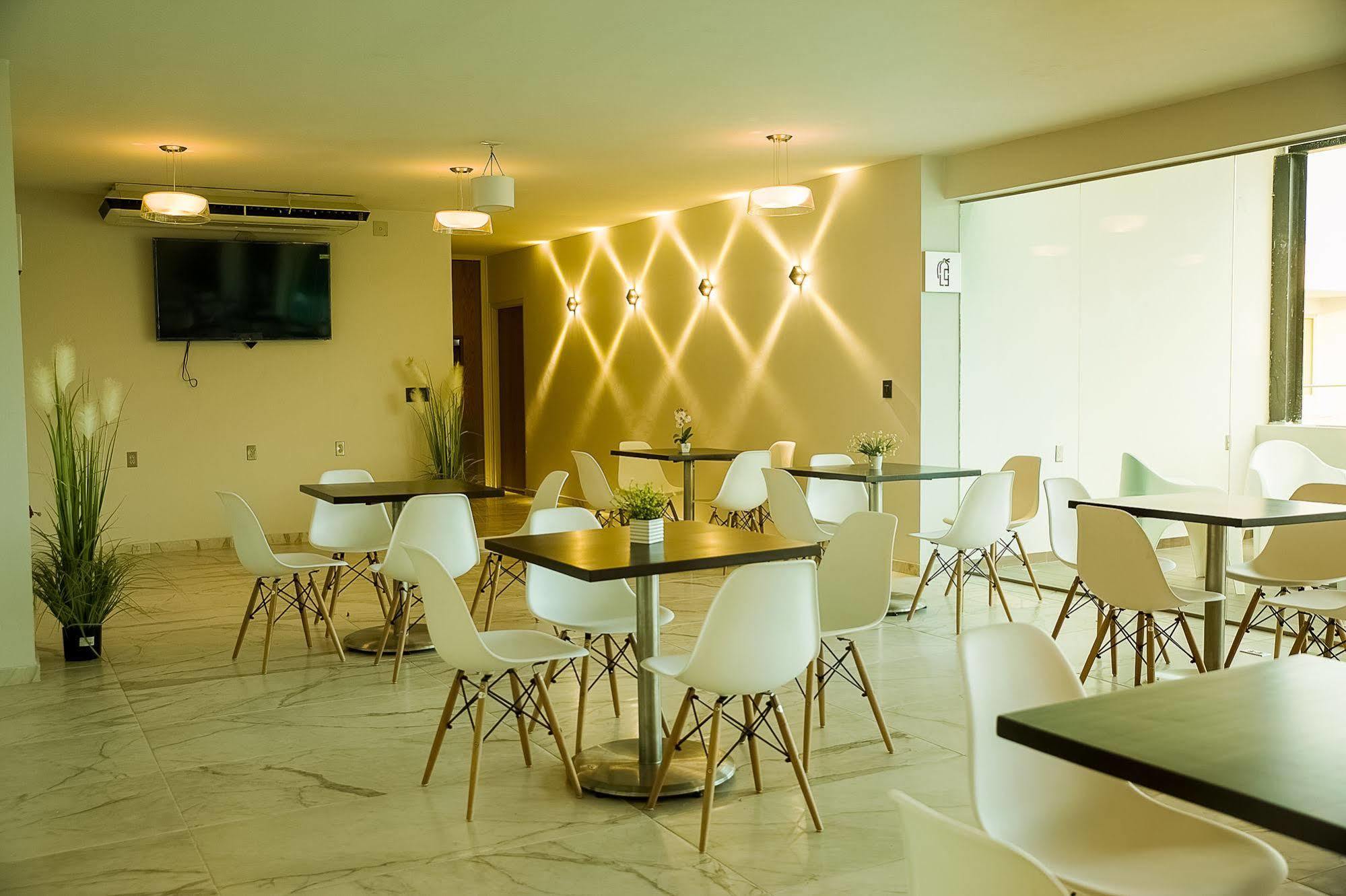 Hotel Aqua Spa & Resort Martinez de la Torre Luaran gambar