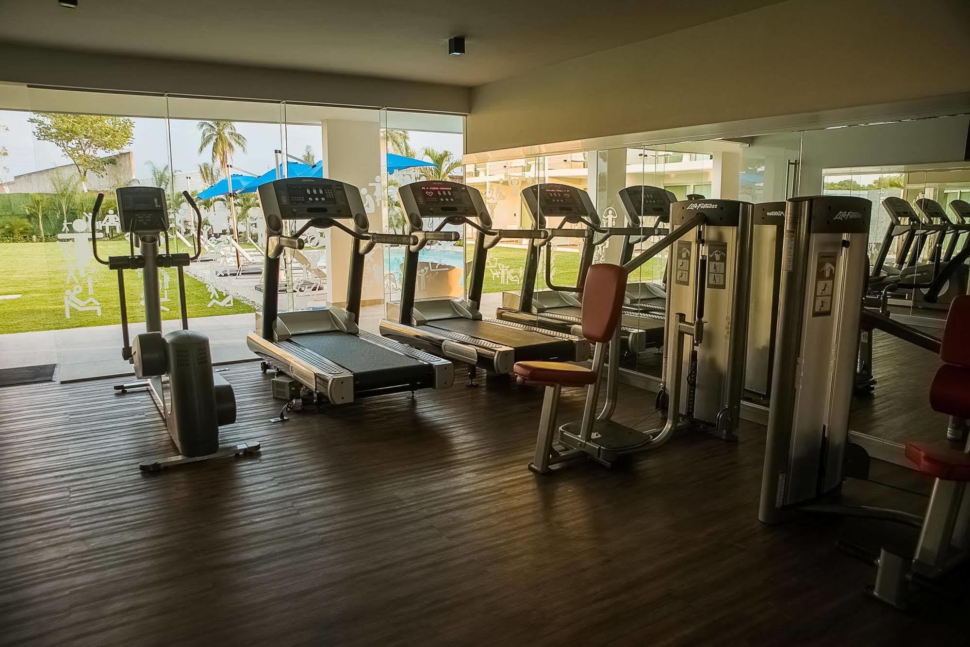 Hotel Aqua Spa & Resort Martinez de la Torre Luaran gambar