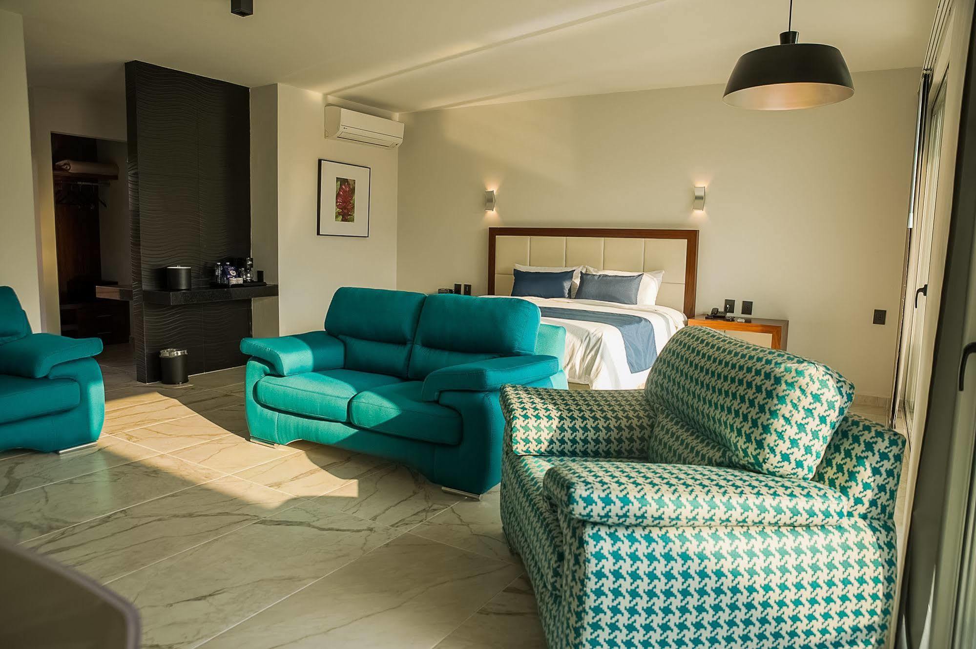 Hotel Aqua Spa & Resort Martinez de la Torre Luaran gambar